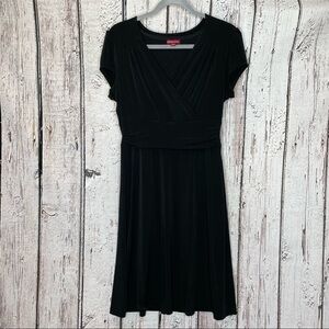 Merona Black A-Line Dress Short Sleeve Pullover Knee-Length Modest Classy Medium